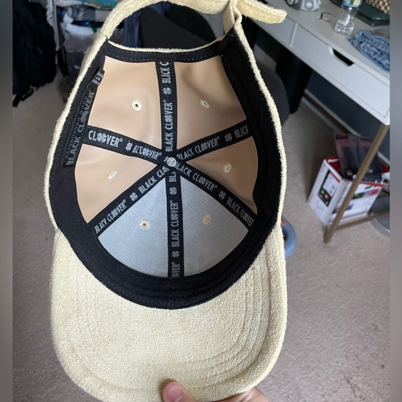 Baseball cap - Picture 3 of 5